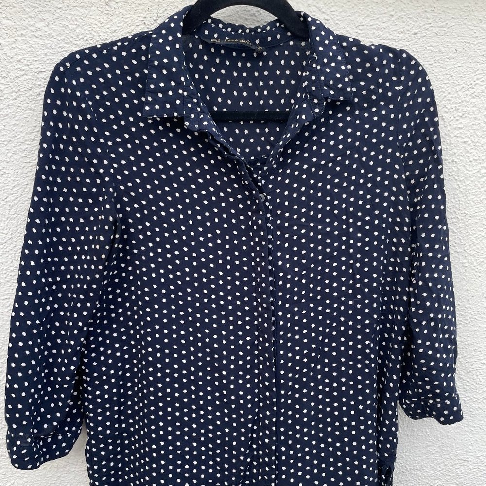Women's Medium Zara Basic Navy Polka Dot Button Down Blouse